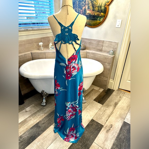 NWT Free People Gorgeous Floral Silky Slip Dress W/Embroidered Cutouts S - Picture 8 of 17